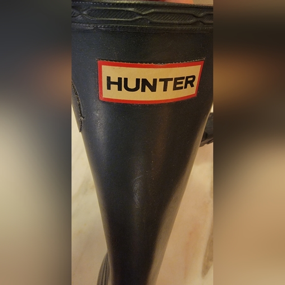 Hunter Classic Black Knee-High Boots With Liners! - Picture 6 of 9